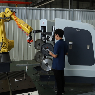 شراء آلة طحن CNC المهنية للصفحة الدقيقة والطحن الأسطواني ، معدات طحن صناعية متنوعة التصنيع عبر الإنترنت