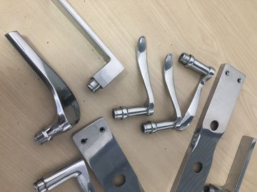 شراء آلة التصفيف الصناعية: طحن سطح المعدن آلة طلاء CNC للمقبض الفولاذ المقاوم للصدأ التصنيع عبر الإنترنت
