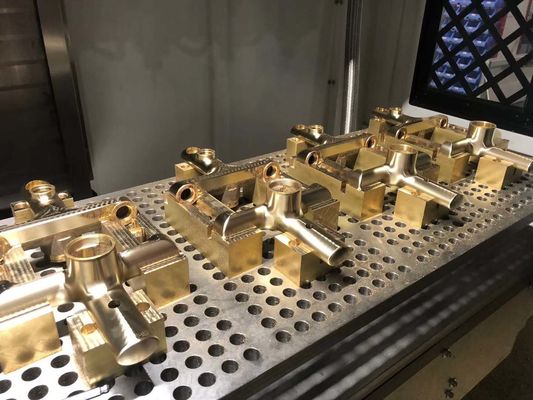 Mitsubishi Control System CNC آلة تلميع لملحقات تركيب الحمام